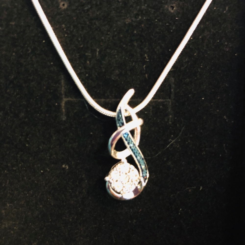 Kay Jewelers diamond/sapphire pendant